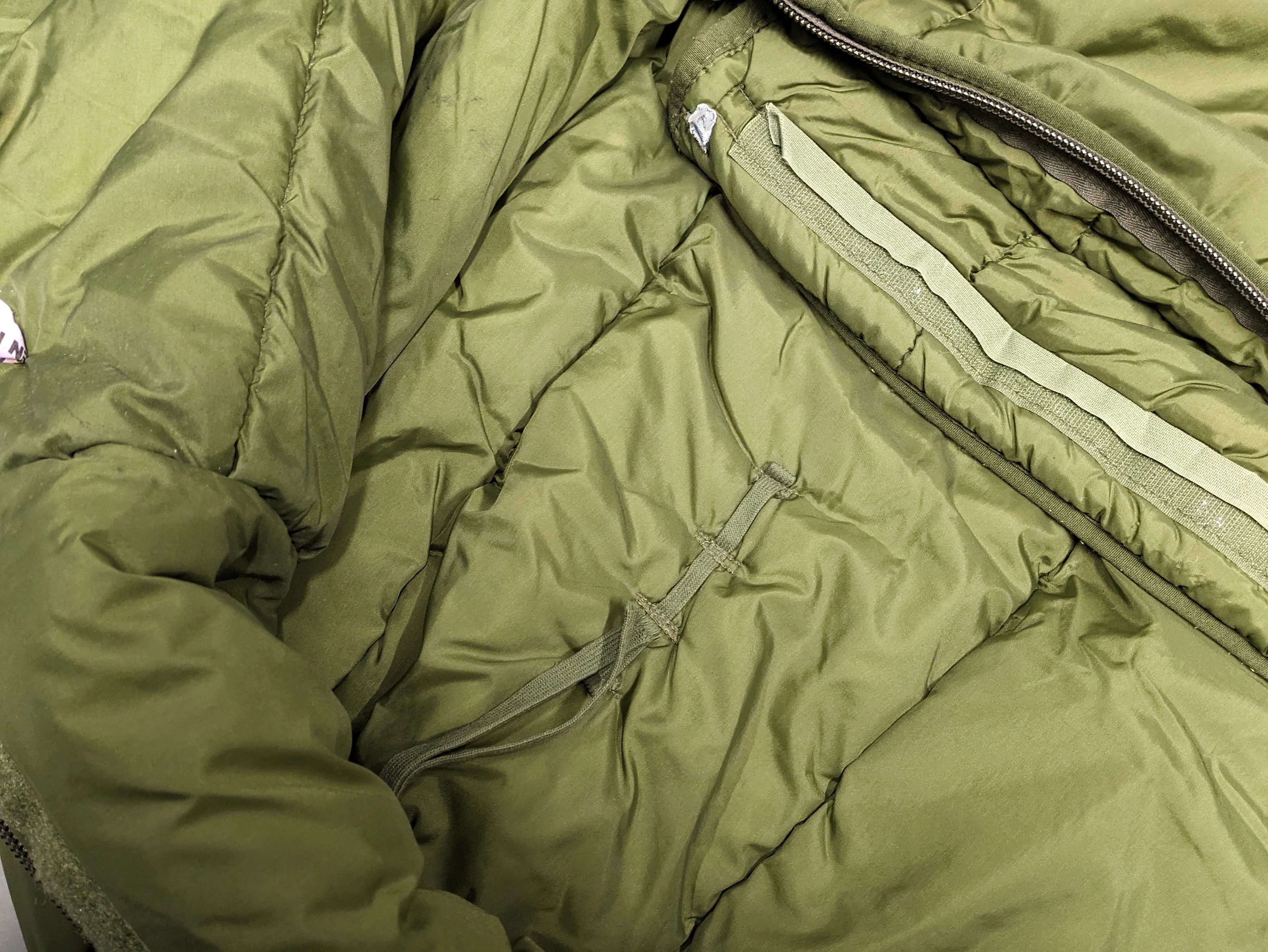 Arctic Extreme Cold Weather Sleeping Bag - Dated 2001