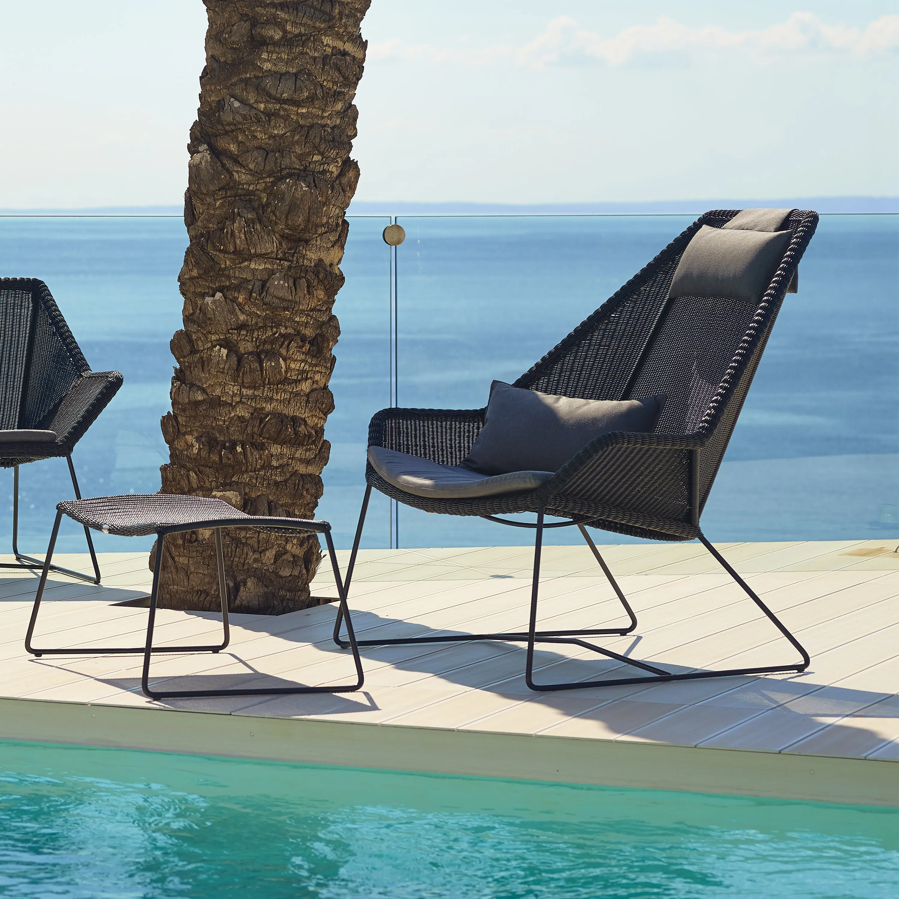 Breeze Outdoor Highback Chair