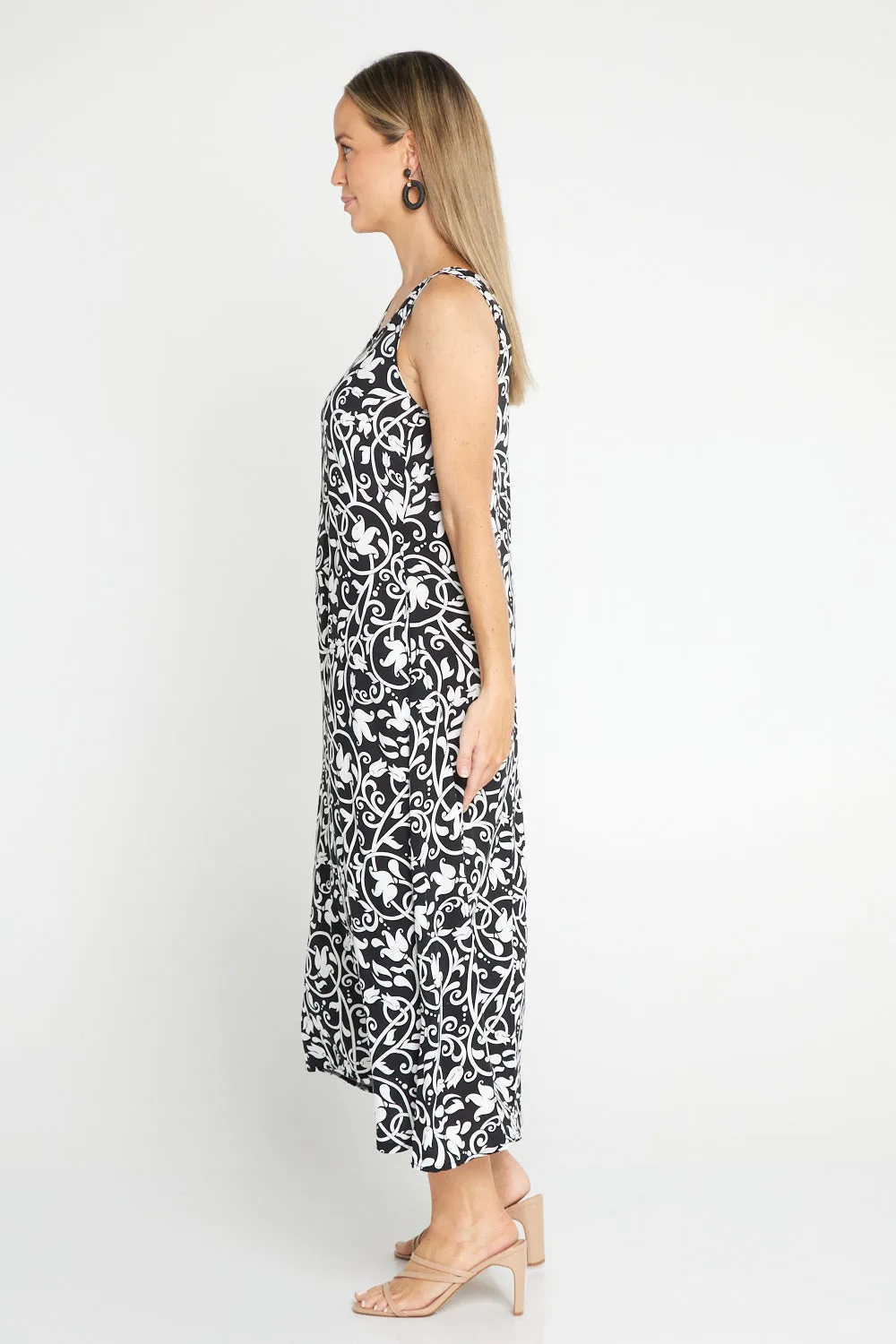 Sienna Sleeveless Midi Dress - Black Floral Flourish